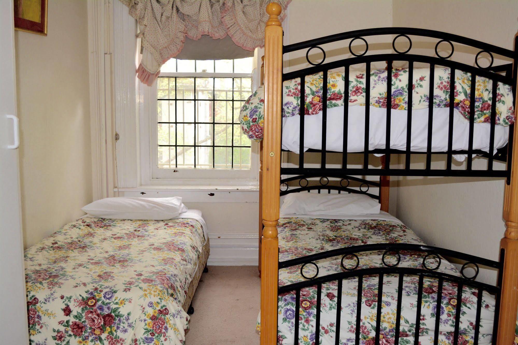 メルボルン ジョージアン コート B ＆ B ゲスト ハウス Bed & Breakfast エクステリア 写真